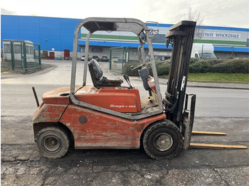 Chariot élévateur diesel Cesab CBD30: photos 3 Chariot élévateur diesel Cesab CBD30: photos 3