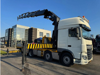 Camion grue GINAF