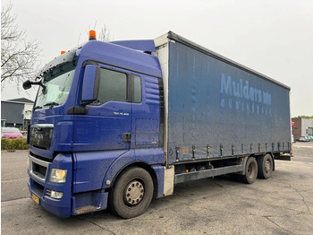 Camion à rideaux coulissants MAN TGX 26.400