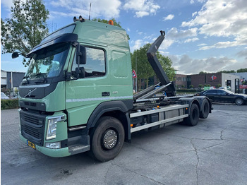Camion ampliroll VOLVO FM 410