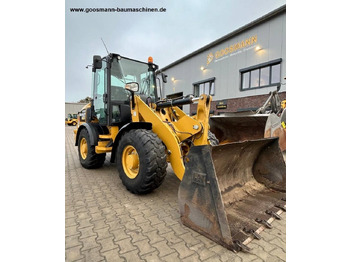 Chargeuse sur pneus CATERPILLAR