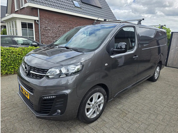 Voiture OPEL