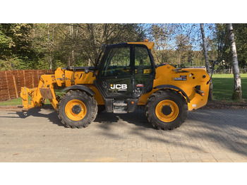 Chariot télescopique JCB