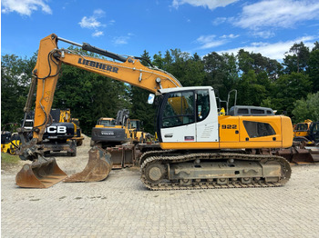 Pelle sur chenille LIEBHERR R 922