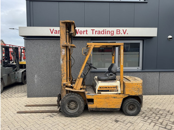 Chariot élévateur diesel KOMATSU
