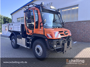 Camion MERCEDES-BENZ