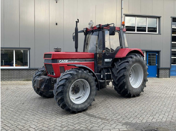 Tracteur agricole CASE IH 1255XL