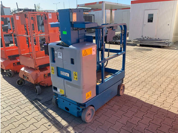 Nacelle 2011 GENIE GRC-12 AERIAL PLATFORM / PASSENGER LIFT: photos 4 Nacelle 2011 GENIE GRC-12 AERIAL PLATFORM / PASSENGER LIFT: photos 4