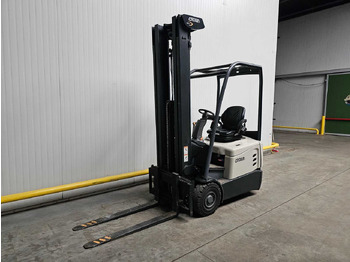 Chariot élévateur CROWN