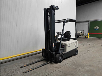 Chariot élévateur CROWN