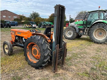 Tracteur agricole Fiat 640F/8: photos 5