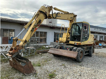 Chargeuse sur pneus KOMATSU PW130