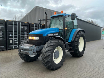 Tracteur agricole NEW HOLLAND 8360