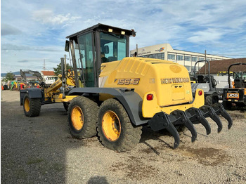 Niveleuse NEW HOLLAND F 156.6: photos 5