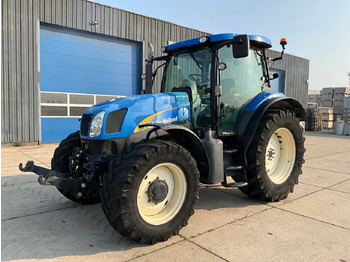 Tracteur agricole NEW HOLLAND T6070