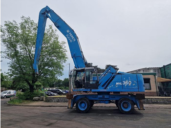 Pelle de manutention TEREX