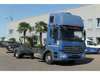 Camion porte-voitures MERCEDES-BENZ Atego 918
