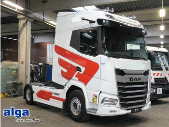 Tracteur routier DAF XG 530