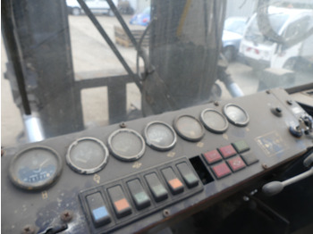 Chariot élévateur SVETRUCK