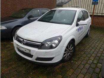 Voiture OPEL