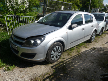 Voiture OPEL
