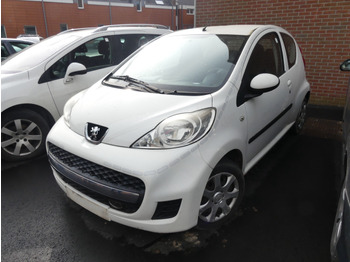 Voiture PEUGEOT