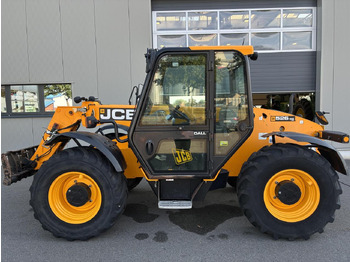 Chariot télescopique JCB