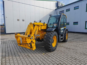 Chariot télescopique JCB