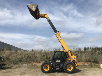 Chariot télescopique JCB