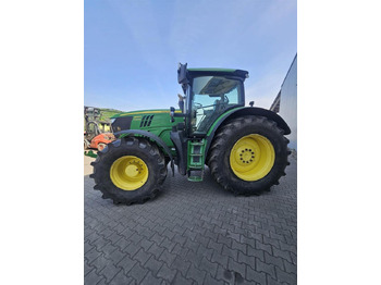 Tracteur agricole JOHN DEERE 6210R