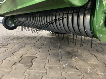 Presse à balles rondes Krone V 190 XC Plus VariPack: photos 2