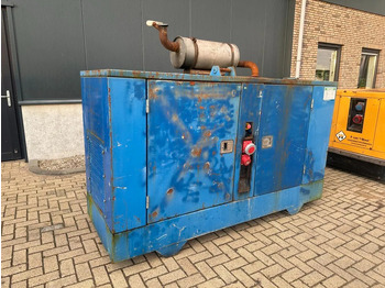Groupe électrogène Iveco 8061 Leroy Somer 85 kVA Silent generatorset: photos 3