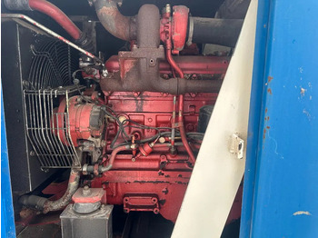Groupe électrogène Iveco 8061 Leroy Somer 85 kVA Silent generatorset: photos 4