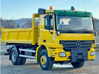 Camion benne, Camion grue Mercedes-Benz ACTROS 1832* KIPPER 4,60 m + BORDMATIC * TOP: photos 4