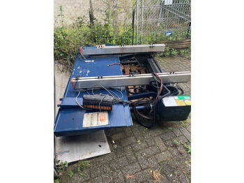 Semi-remorque fourgon KÄSSBOHRER