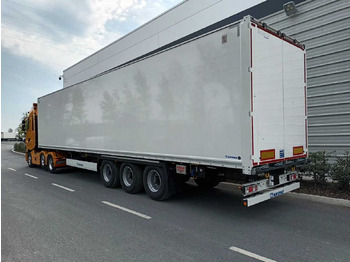 Semi-remorque fourgon KRONE