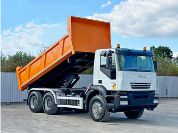 Camion benne IVECO Trakker