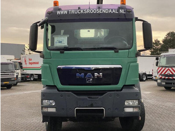 Camion plateau MAN TGS 26.440