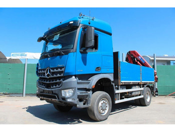 Camion plateau MERCEDES-BENZ