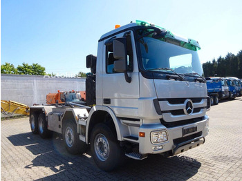 Mercedes-Benz Actros 3244 - Hook lift truck 8x4 en crédit-bail Mercedes-Benz Actros 3244 - Hook lift truck 8x4: photos 3 Mercedes-Benz Actros 3244 - Hook lift truck 8x4 en crédit-bail Mercedes-Benz Actros 3244 - Hook lift truck 8x4: photos 3