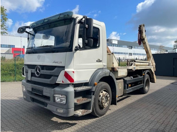 Camion multibenne MERCEDES-BENZ Axor 1833