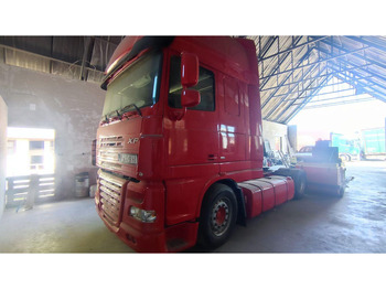 Tracteur routier DAF XF 105 460