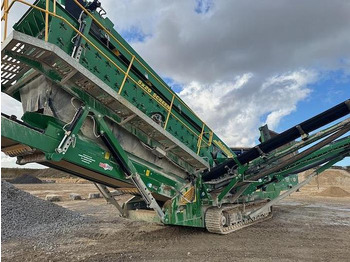 Engins de chantier McCLOSKEY