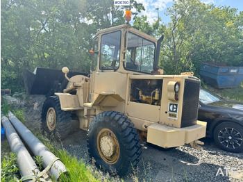 Chargeuse sur pneus CATERPILLAR 920