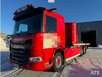 Remorqueuse DAF XD 450