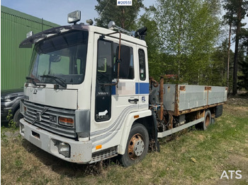 Camion plateau VOLVO FL