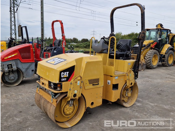 Compacteur CATERPILLAR