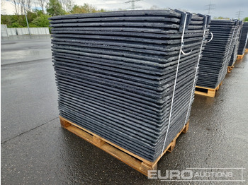 Matériel de chantier Unused Pallet of Plastic Connectable Road Plates, 1200x800x28mm, 22kg per Plate (35 of): photos 2