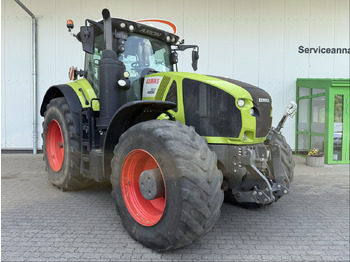 Tracteur agricole CLAAS Axion 960