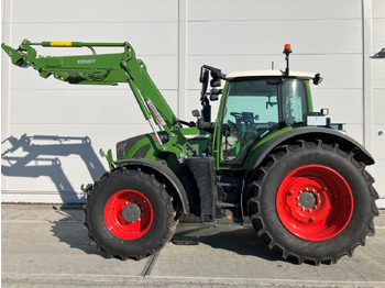 Tracteur agricole FENDT 718 Vario